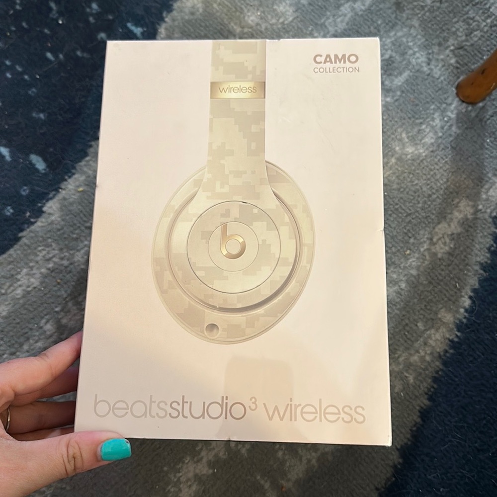 Beats Studio 3 wireless Camo